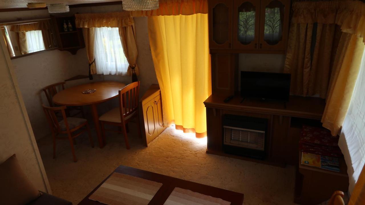 فيلا Privat Ave-Mobilhaus Liptovský Mikuláš المظهر الخارجي الصورة